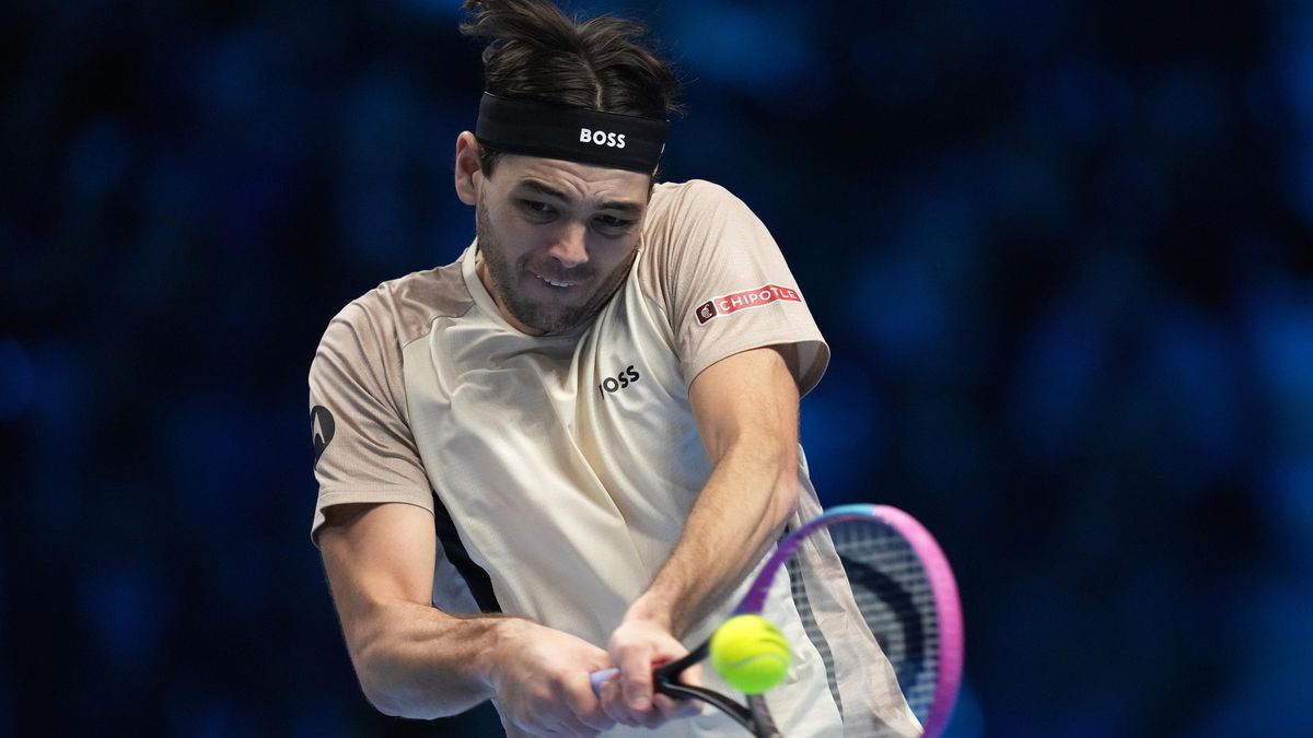 Fritz nestačil na Turnaji mistrů na De Minaura, který oživil naděje na postup